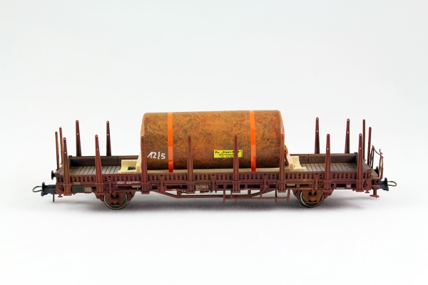 Kleiner Schrotttank
