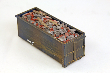 Preview: Abraummulde mit Bauschutt