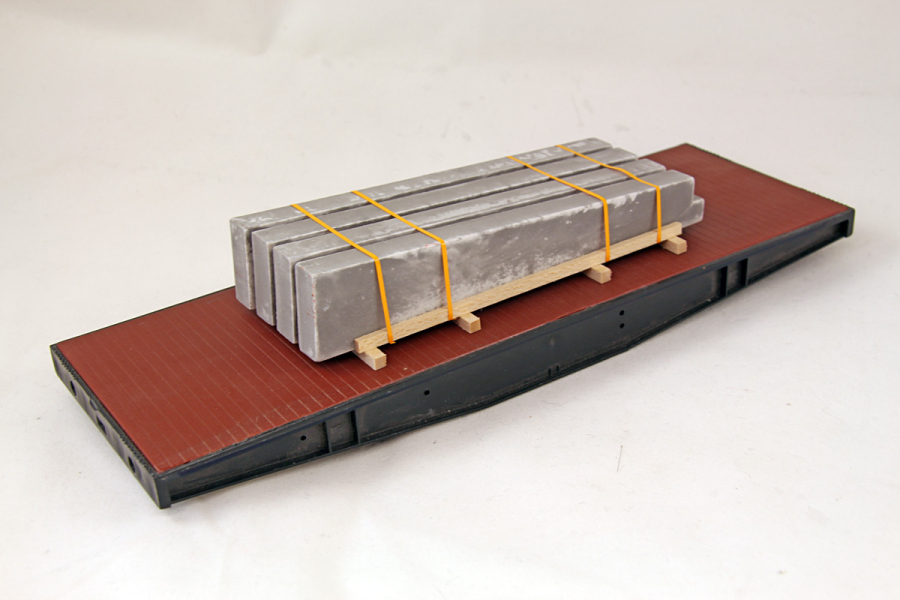 Hallenbetonteile, Träger