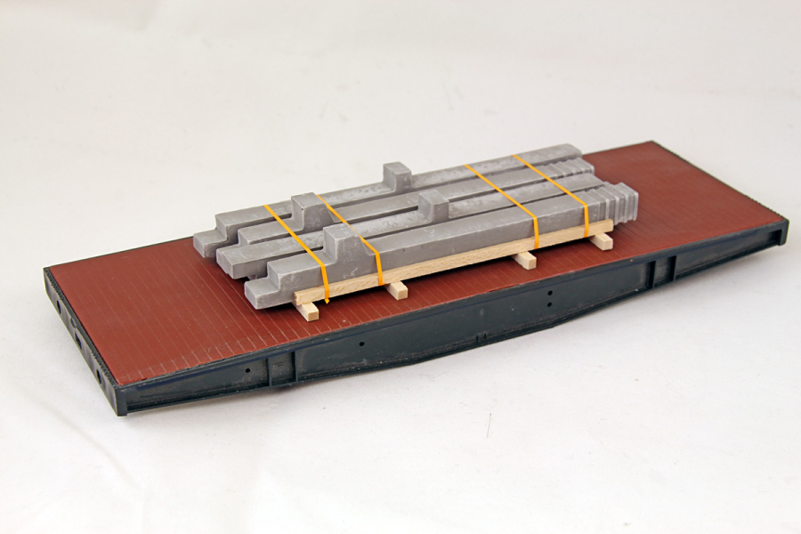 Hallenbetonteile, Stützen